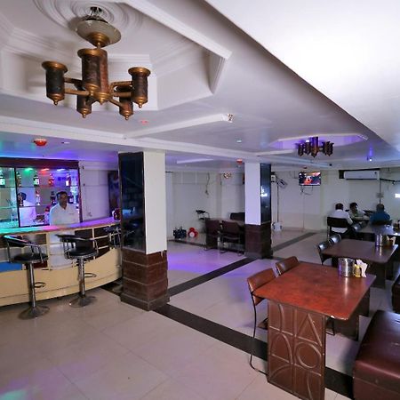 Hotel Paradise Kanpur Exterior foto