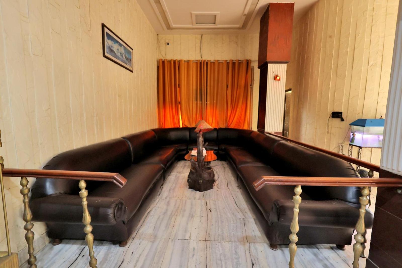 Hotel Paradise Kanpur Exterior foto